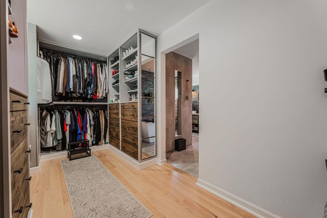 2680 Mitzi Drive, Columbus, OH 43209