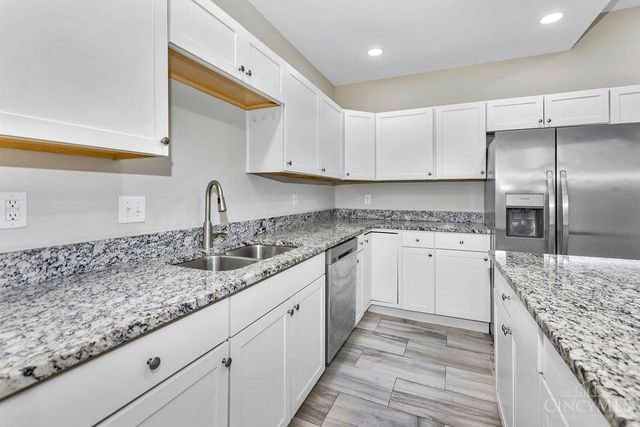 4703 Stewart Avenue, Cincinnati, OH 45227