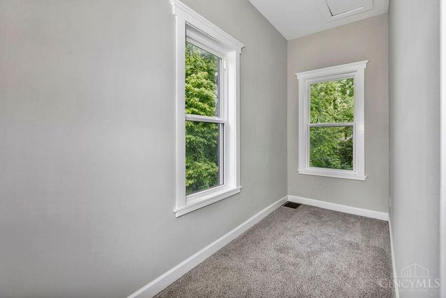4703 Stewart Avenue, Cincinnati, OH 45227