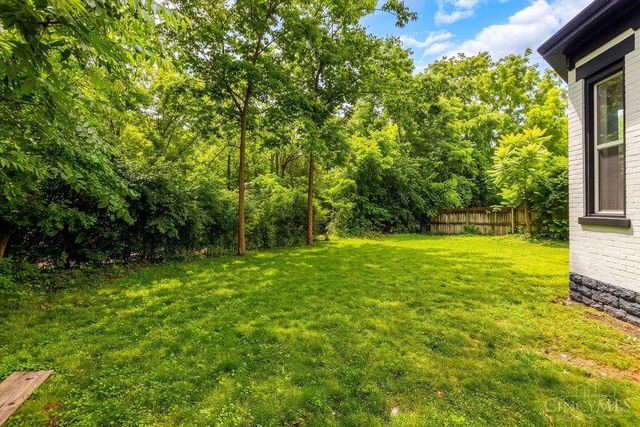 4703 Stewart Avenue, Cincinnati, OH 45227