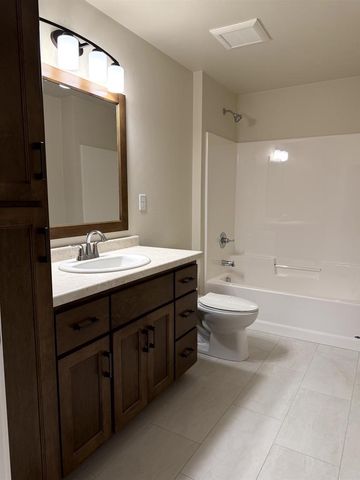 1432 CROSSROADS DRIVE, De Pere, WI 54115