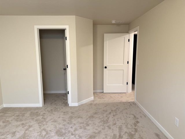 1432 CROSSROADS DRIVE, De Pere, WI 54115