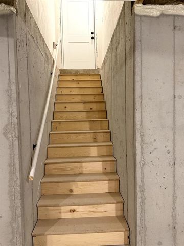 1432 CROSSROADS DRIVE, De Pere, WI 54115