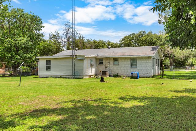 5002 Meyers Lane, Waco, TX 76705