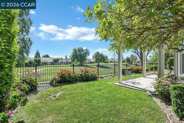 416 Stephens Dr, Brentwood, CA 94513