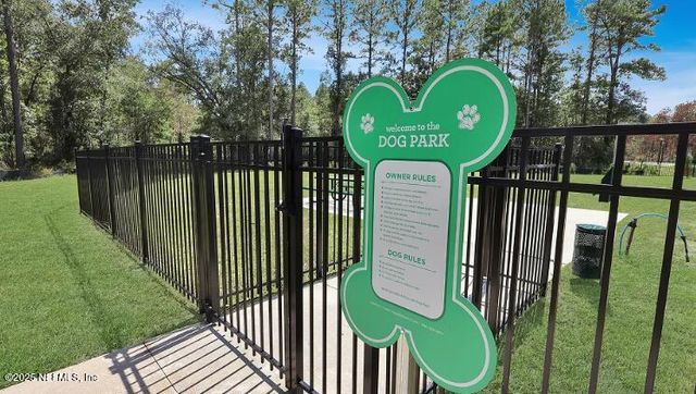 7691 HOLLENBECK Way, Jacksonville, FL 32219