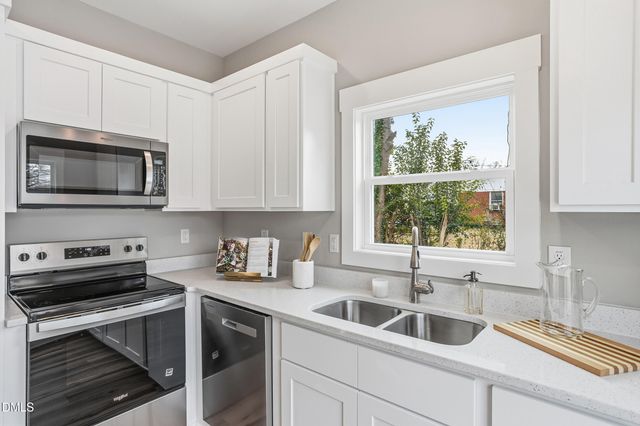 1006 N Center Street, Goldsboro, NC 27530