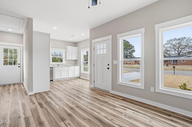 1006 N Center Street, Goldsboro, NC 27530