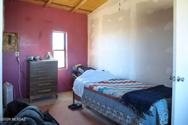 5555 E Singing Arrow Lane, Willcox, AZ 85643