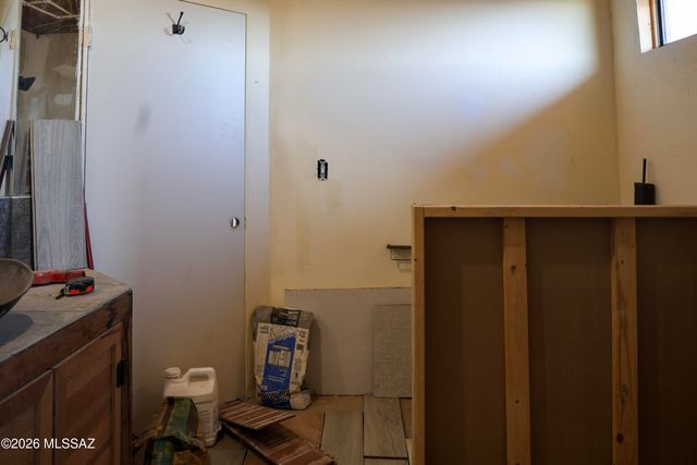 5555 E Singing Arrow Lane, Willcox, AZ 85643