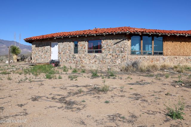 5555 E Singing Arrow Lane, Willcox, AZ 85643