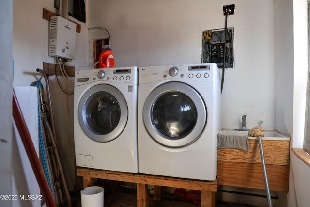 5555 E Singing Arrow Lane, Willcox, AZ 85643