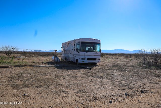 5555 E Singing Arrow Lane, Willcox, AZ 85643