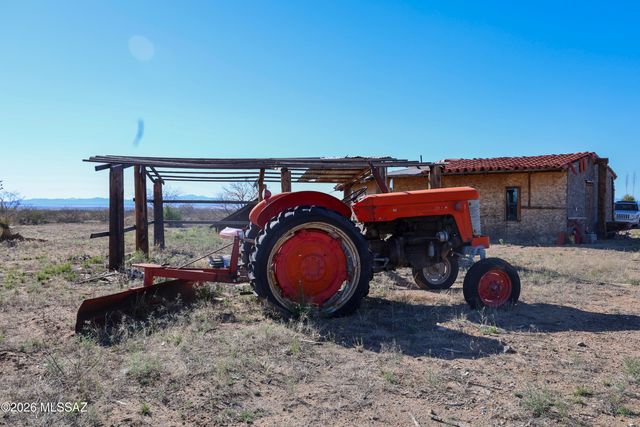 5555 E Singing Arrow Lane, Willcox, AZ 85643