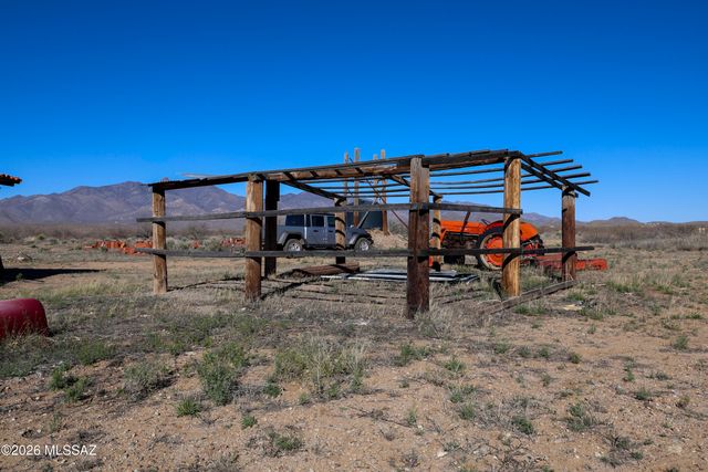 5555 E Singing Arrow Lane, Willcox, AZ 85643