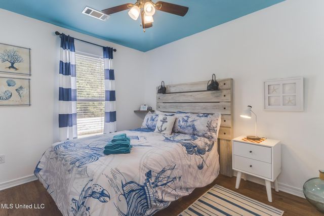 329 Davis Street, Waveland, MS 39576