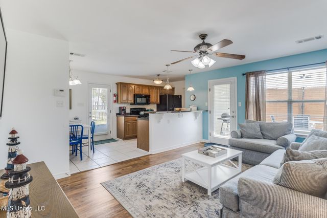 329 Davis Street, Waveland, MS 39576