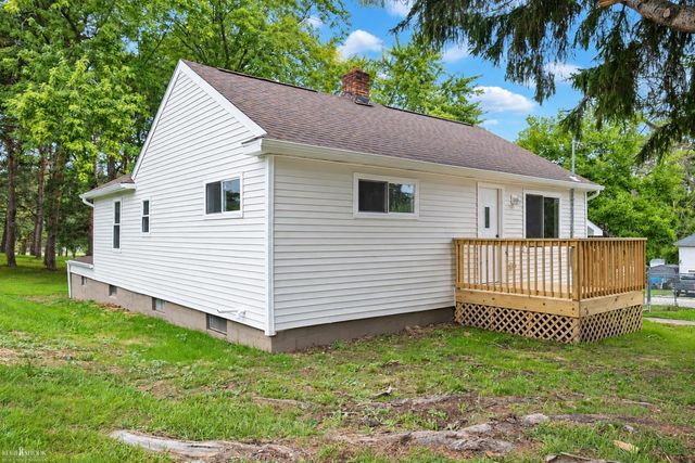 1126 S Shiawassee Street, Owosso, MI 48867