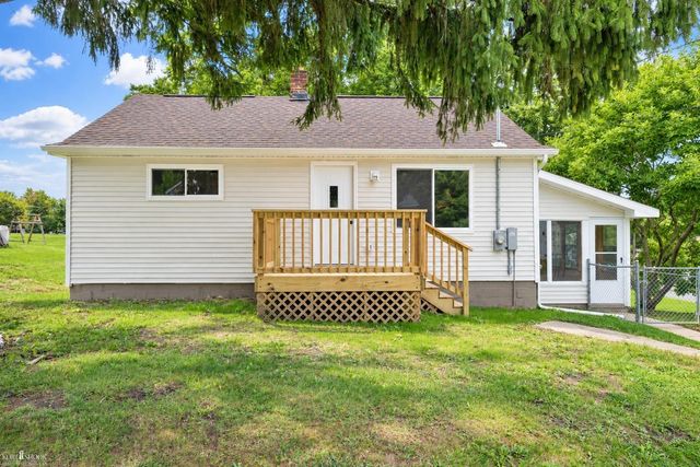 1126 S Shiawassee Street, Owosso, MI 48867
