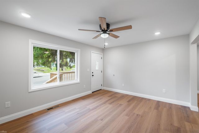 1126 S Shiawassee Street, Owosso, MI 48867