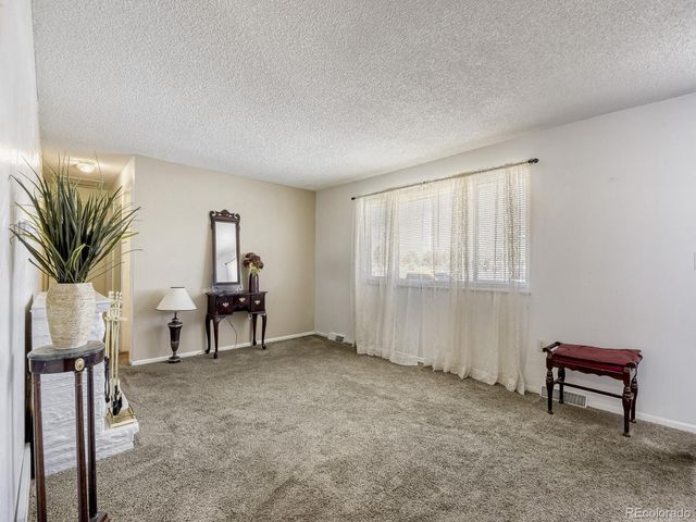 359 N 16th Avenue, Brighton, CO 80601