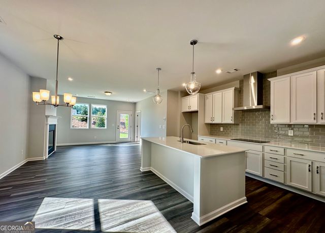 4446 Buttonwood Lane, Lilburn, GA 30047