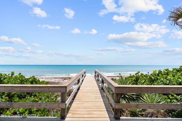 1029 Park Drive 26, Indian Harbour Beach, FL 32937