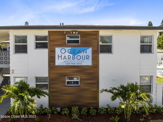 1029 Park Drive 26, Indian Harbour Beach, FL 32937