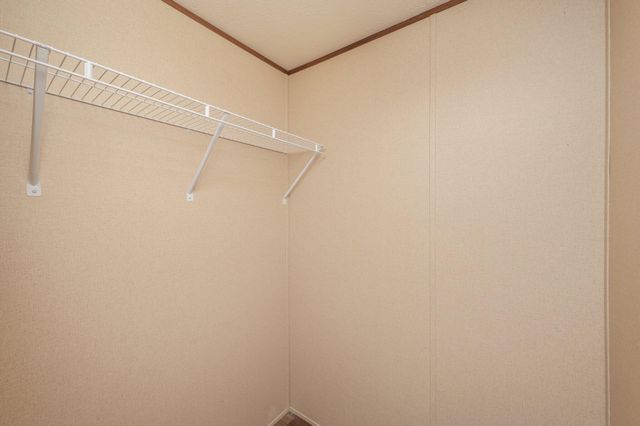 402 W ROYAL PALM AVE, Defuniak Springs, FL 32433