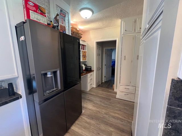 11700 W Chinden Ridge Dr, Boise, ID 83714
