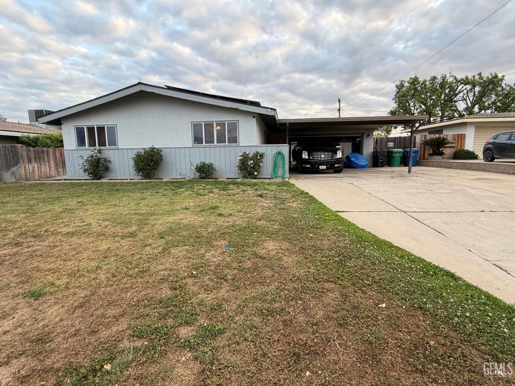 4307 Kevin Drive, Bakersfield, CA 93308
