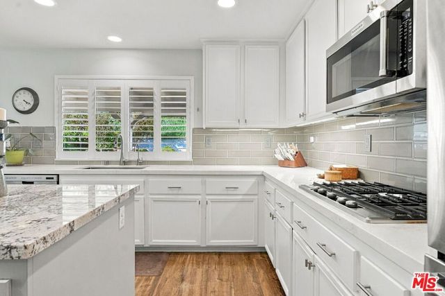 21155 Lone Star Way, Santa Clarita, CA 91390