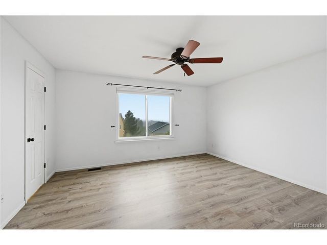 5545 S Winnipeg St, Aurora, CO 80015