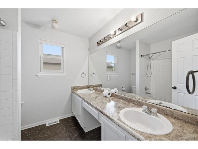 5545 S Winnipeg St, Aurora, CO 80015
