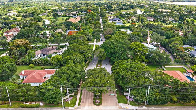 5781 Whirlaway Road, Palm Beach Gardens, FL 33418