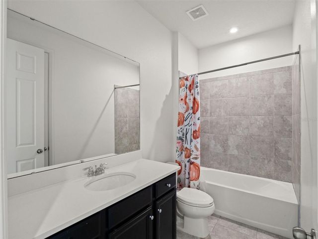 9008 EXPLORATION AVENUE, Orlando, FL 32832