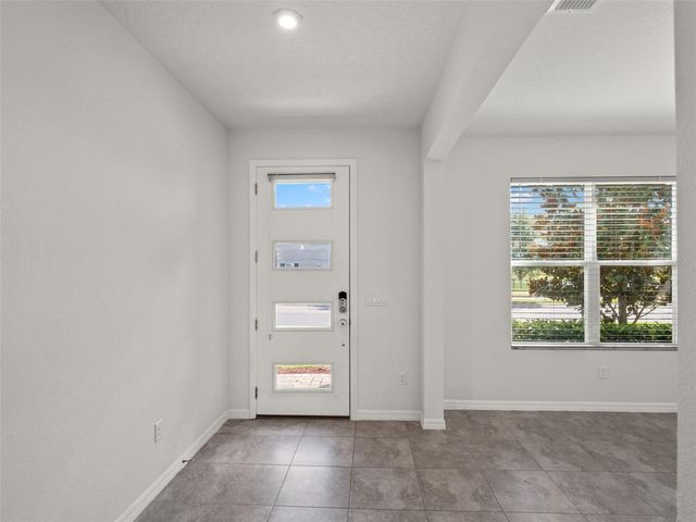 9008 EXPLORATION AVENUE, Orlando, FL 32832