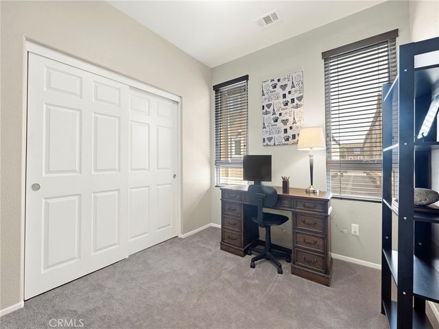 14665 Sherman Way, Van Nuys, CA 91405