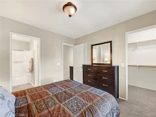 14665 Sherman Way, Van Nuys, CA 91405