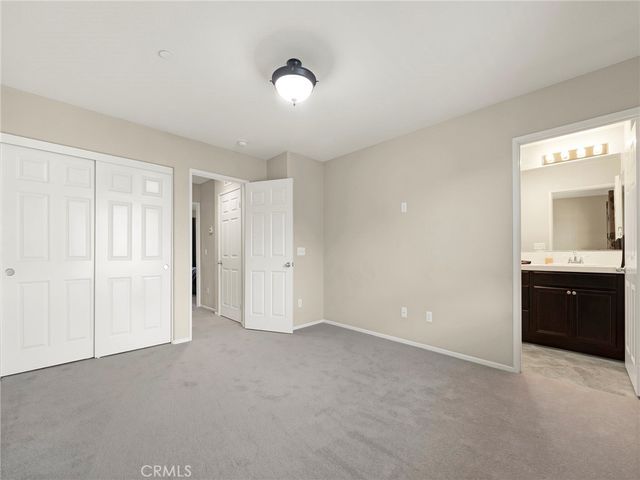 14665 Sherman Way, Van Nuys, CA 91405