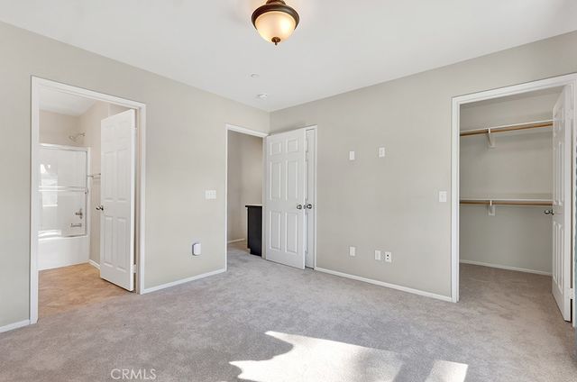 14665 Sherman Way, Van Nuys, CA 91405