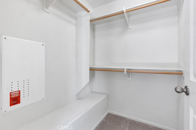 14665 Sherman Way, Van Nuys, CA 91405