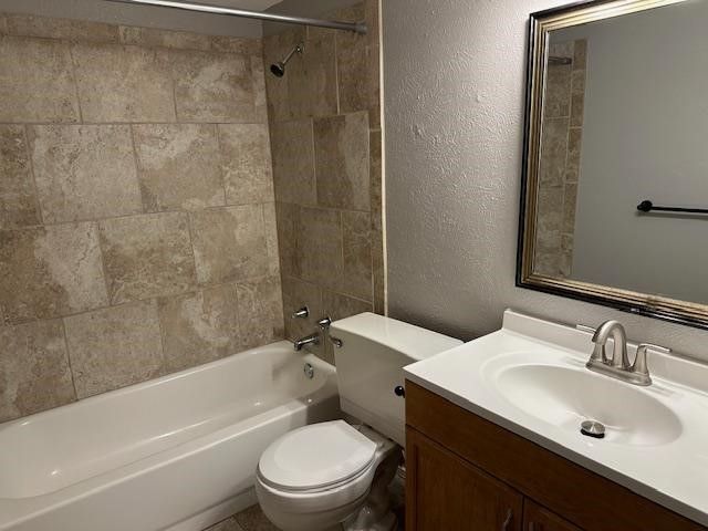 5500 RAGAN Drive, The Colony, TX 75056