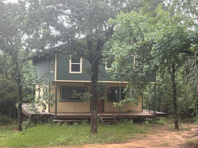 924 The Oil Road, Gainesville, TX 76240