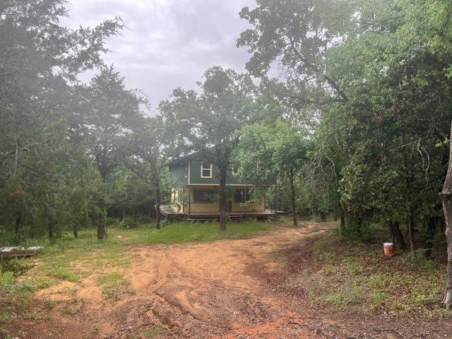 924 The Oil Road, Gainesville, TX 76240
