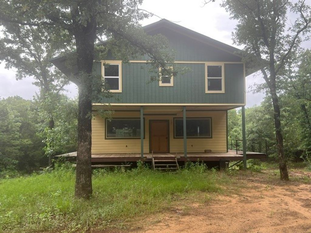 924 The Oil Road, Gainesville, TX 76240