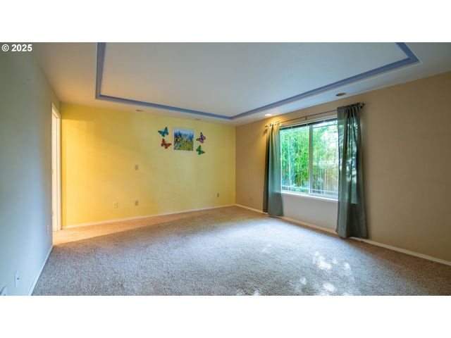 693 FILLMORE St, Coos Bay, OR 97420