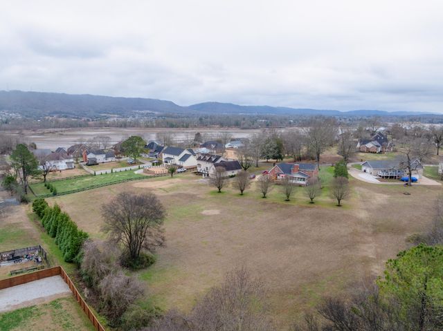 8345 Heron Circle, Ooltewah, TN 37363