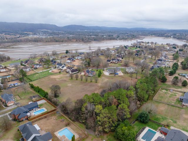 8345 Heron Circle, Ooltewah, TN 37363