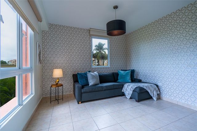 100 OCEAN DRIVE 114, Humacao, PR 00791